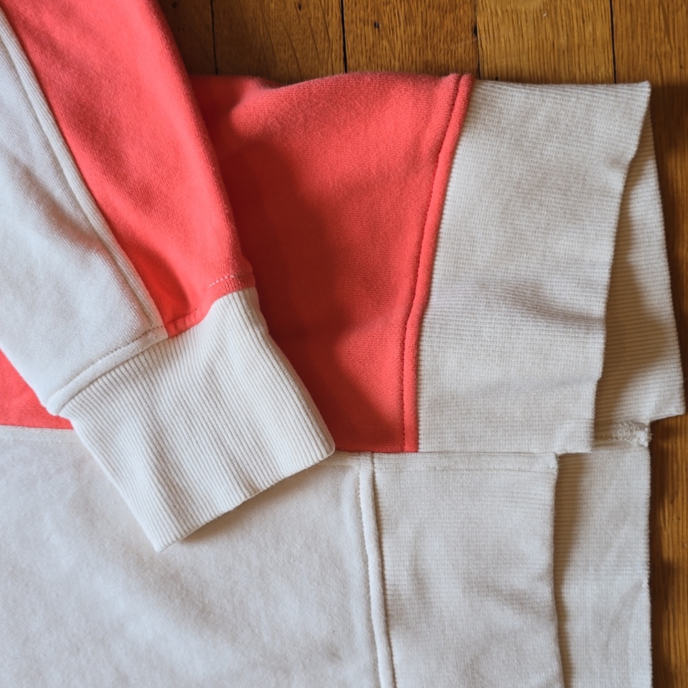 Evereve, Coral & Cream Colorblock Sweatshirt, Drop Shoulders, EUC, Women's S - Picture 8 of 12